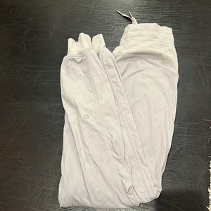 lululemon joggers